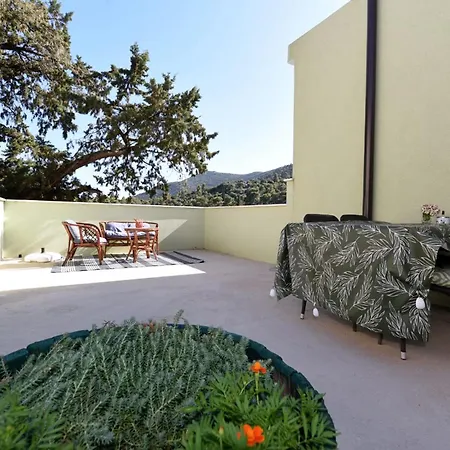 Apartment Happy Place Bacina